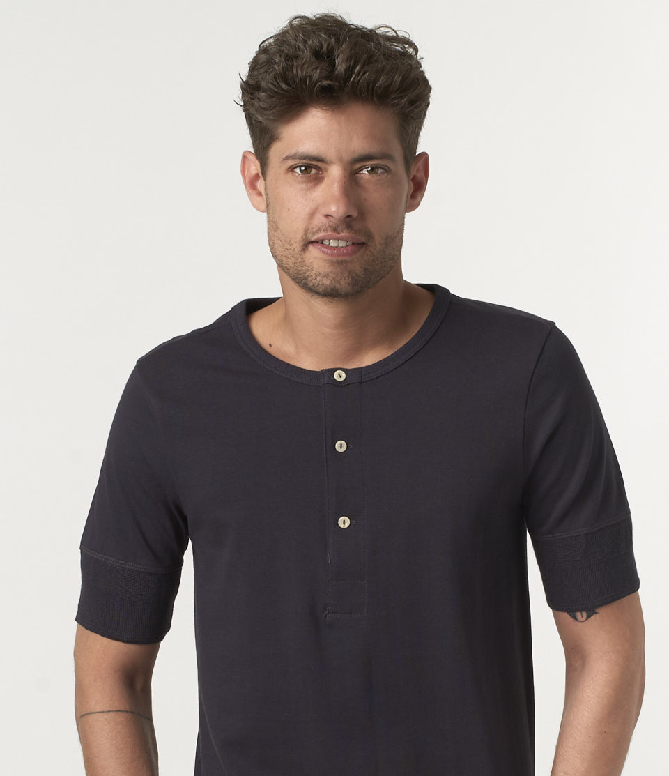 merz-207-henley-98-charcoal-3